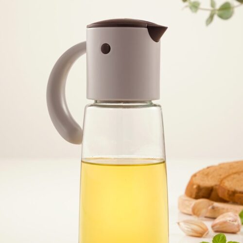 graceful pour oil dispenser with handle by limon