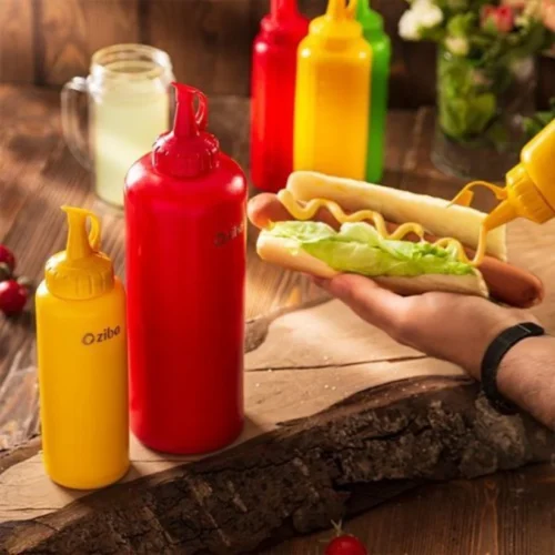 squeezeease sauce bottle by ziba