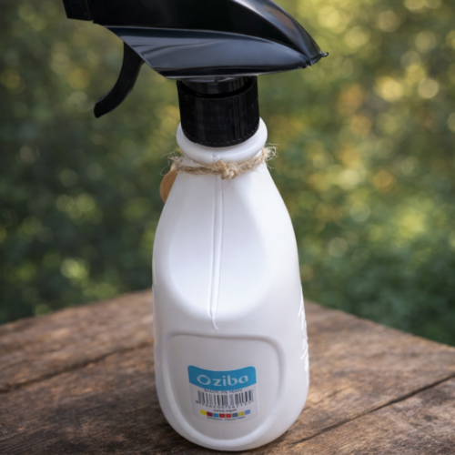 Ziba High-Quality Imported Plastic Water Spray Shower Bottles