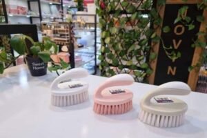 smoothscrub laundry brush limon