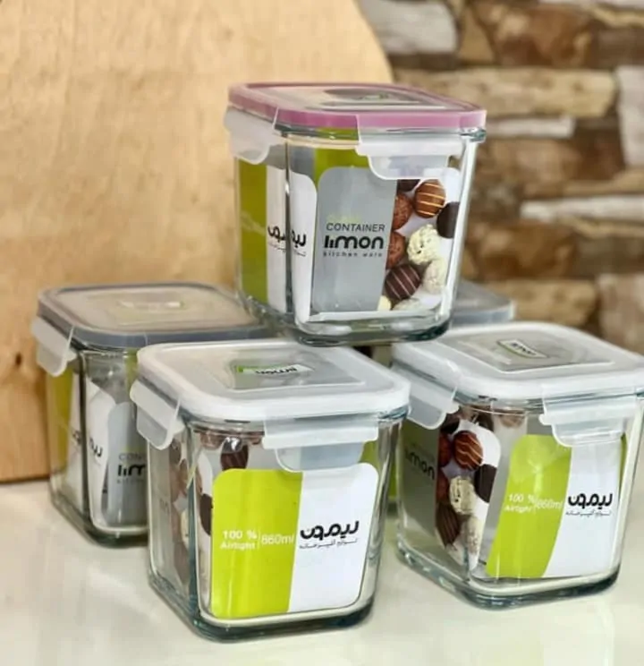 Limon Square Glass Container Four Lock (860-ml) - Image 4