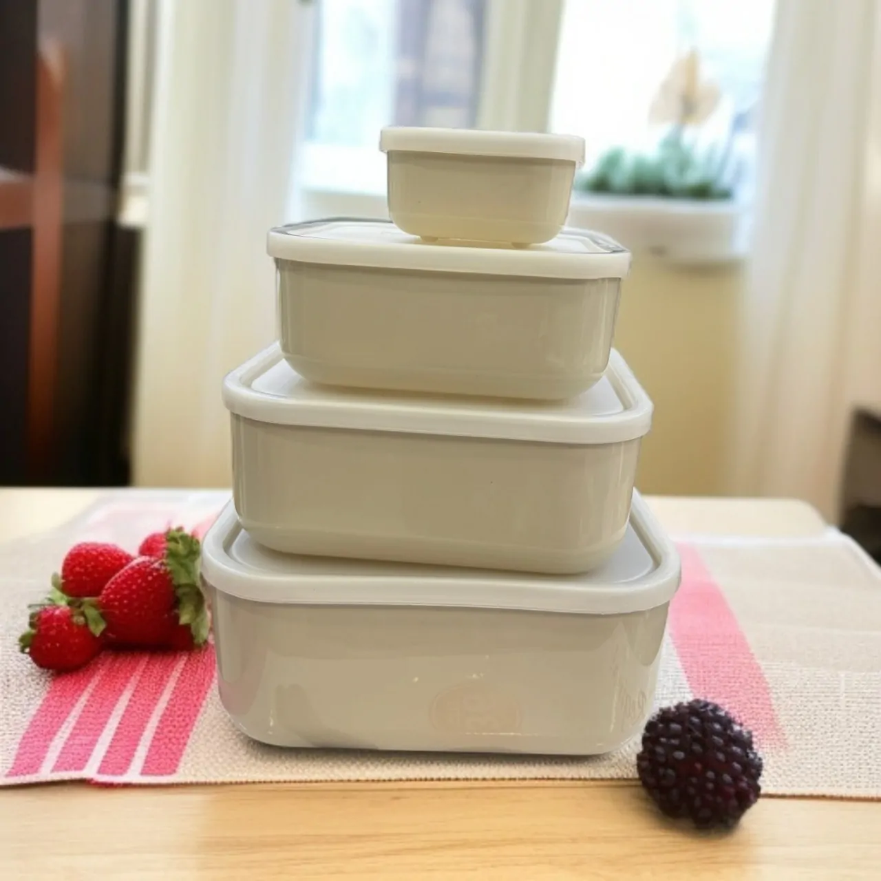 ZIBA Plastic Bowl Set with Airtight Lid 4-Pcs - Image 4