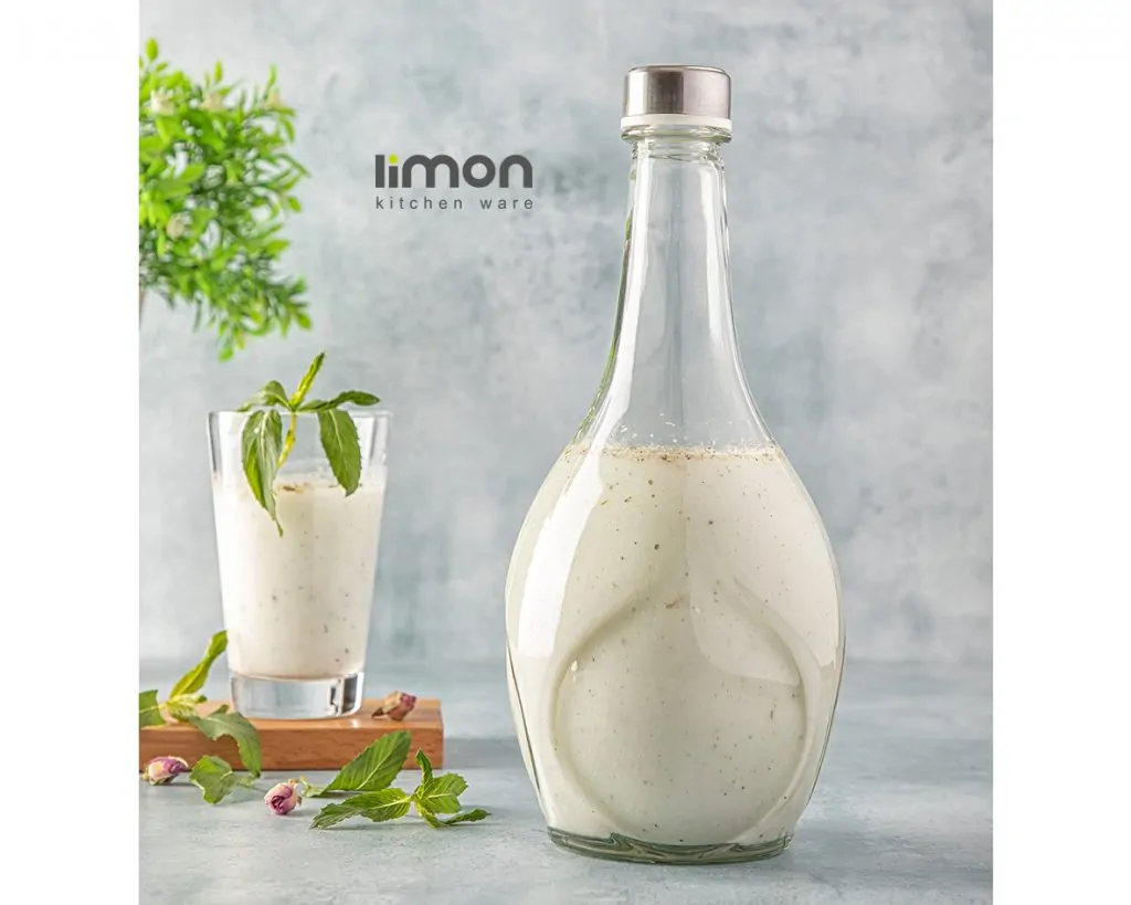 Limon Glass Bottle with Steel Lid 1.1 L (Leaf Design)